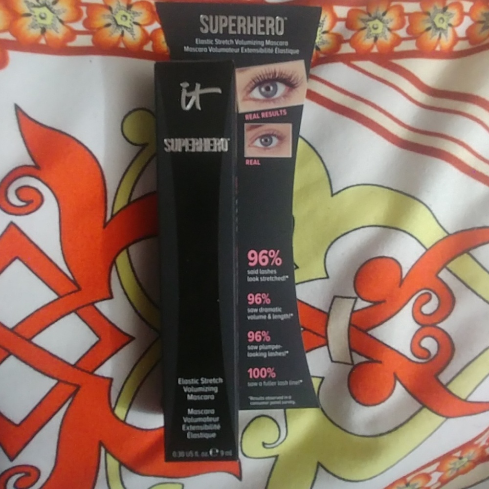 It cosmectics Super Hero Mascara